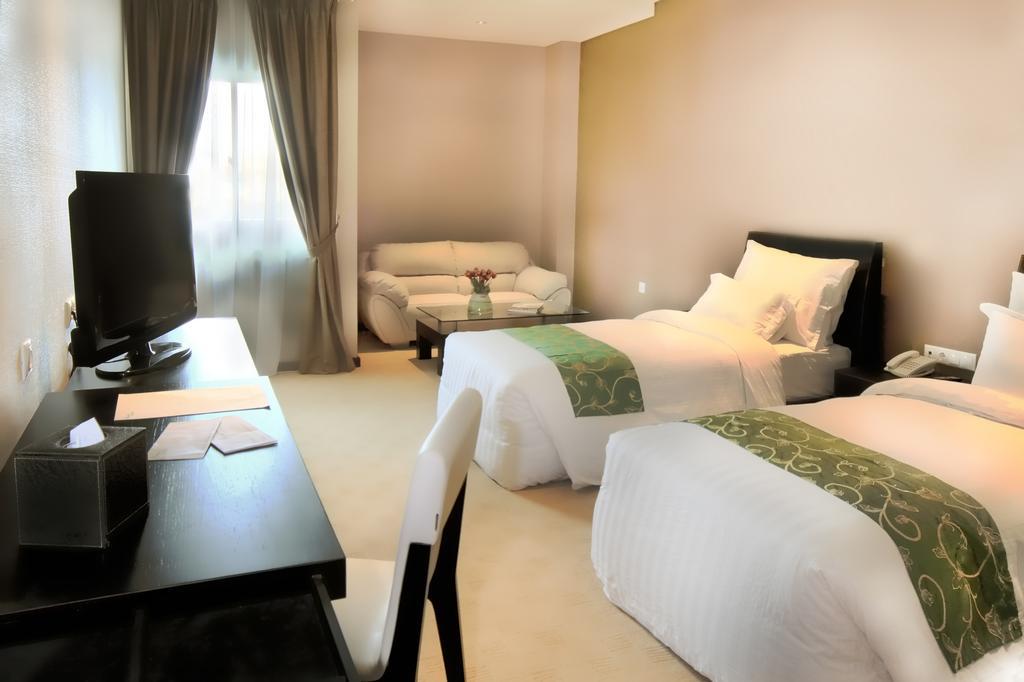Grand Delta Hotel Medan Ngoại thất bức ảnh
